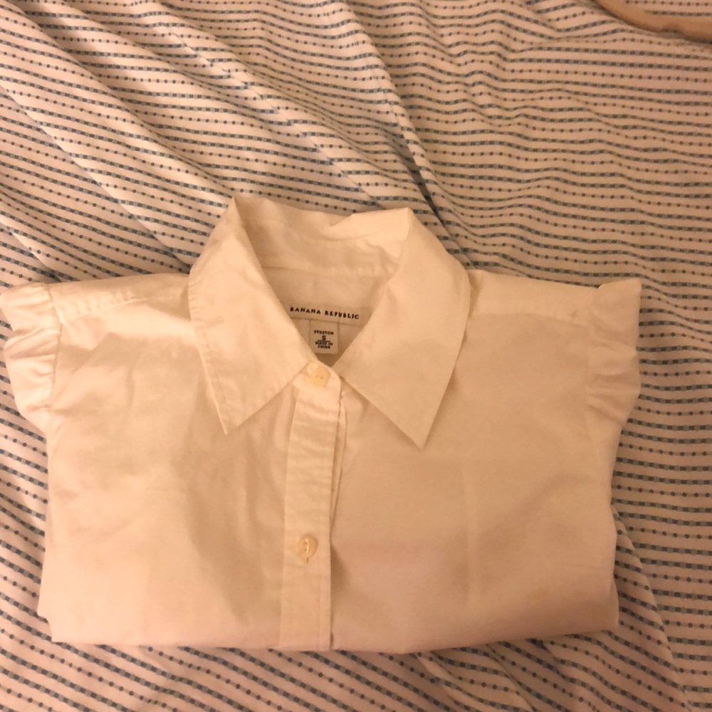 Lightly Worn Short Sleeve Button Down Women’s S
